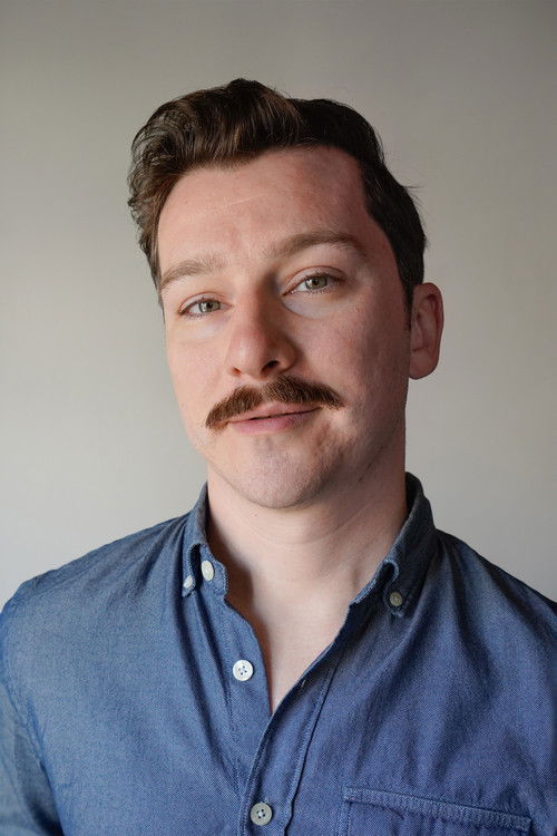 Matthew Pierce as Aaron Scott