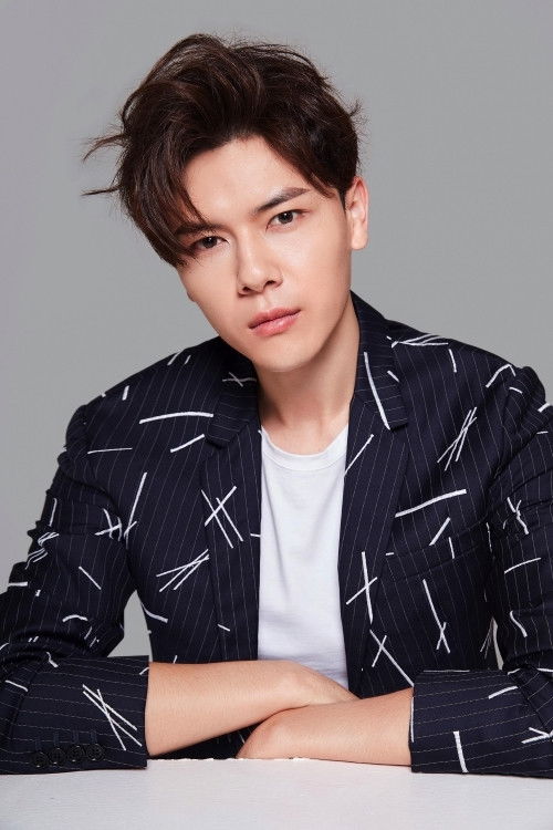 Jiameng Luo as Gao Bo