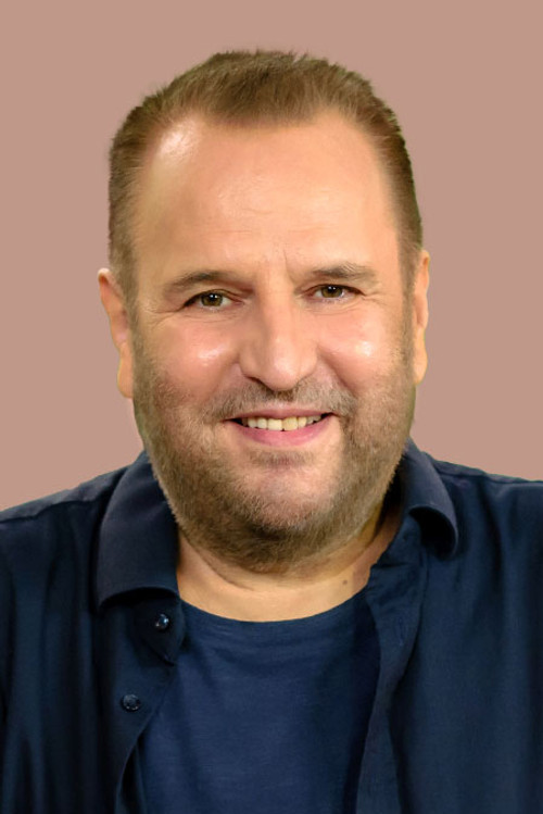 Vangelis Driskas as Self - Chef