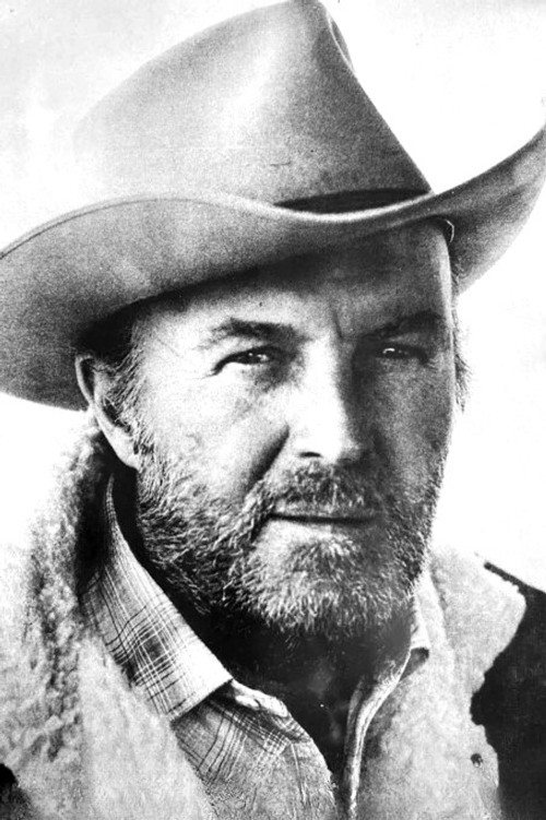 Gregg Barton as Detective (uncredited)