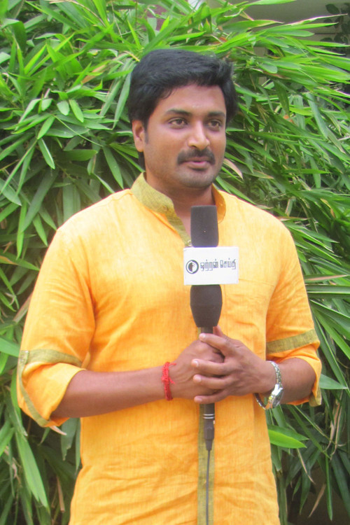 Senthil Kumar as Karthik