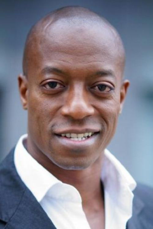 Eebra Tooré as Vasile