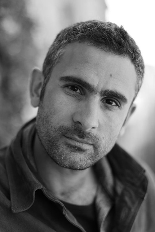 Hovnatan Avédikian as Lieutenant Mourrat (voice)