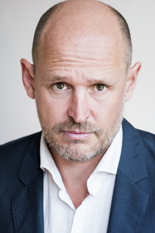 Hendrik Martz as Tjard