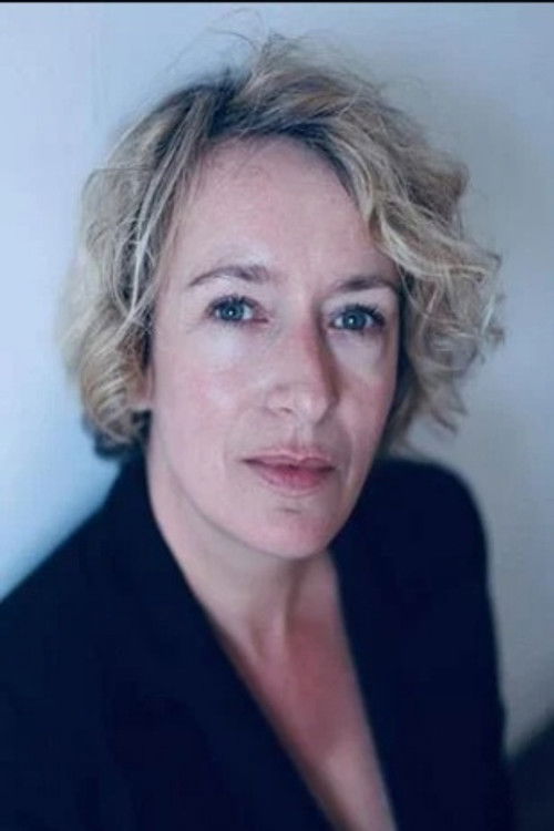 Vanessa Aiffe as Séréna