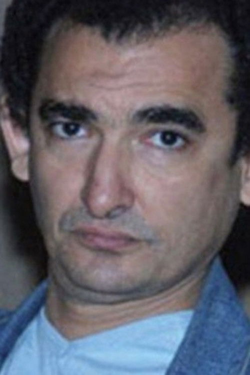 Khaled Bahgat as زبون القهوة