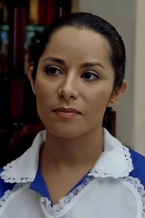 Miriam Arrieta as Sandra