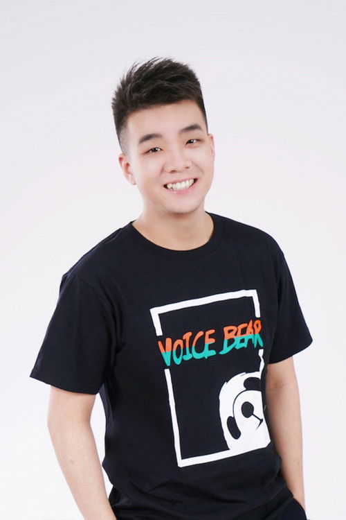 Liu Sanmu as Young Xiao Yan (voice)