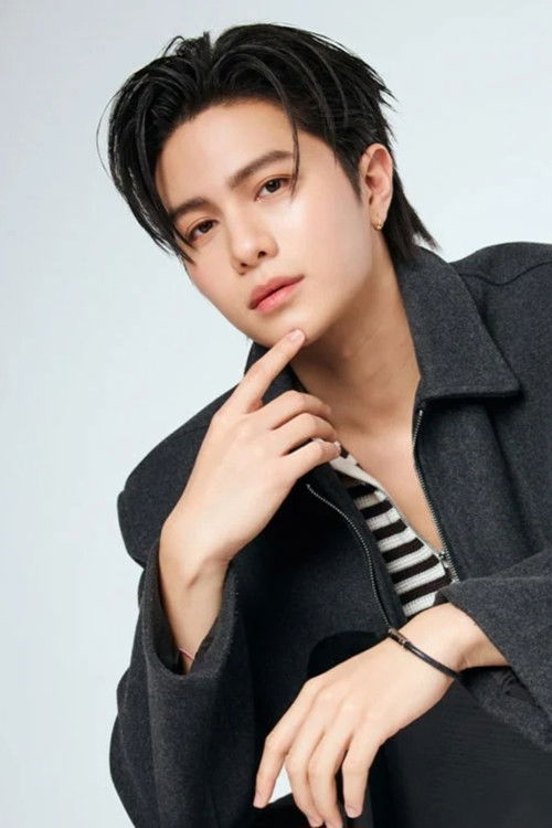 Jakrapatr Kaewpanpong as Self - Contestant