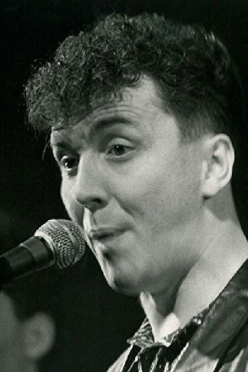 Nenad Radulović as Valjator / Pevač