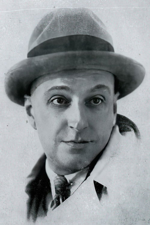 Fernand René as Michel Picart, the father