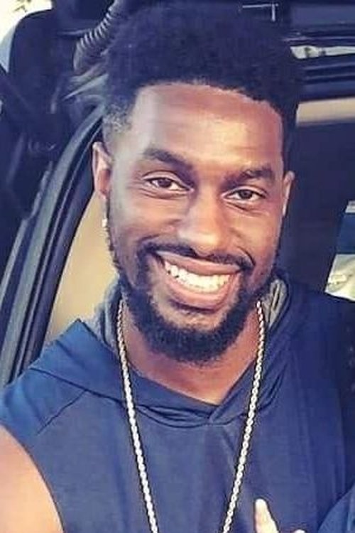 Bruce Zelaya as Reece