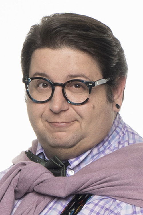 Thanos Birkos as Βαγγέλης