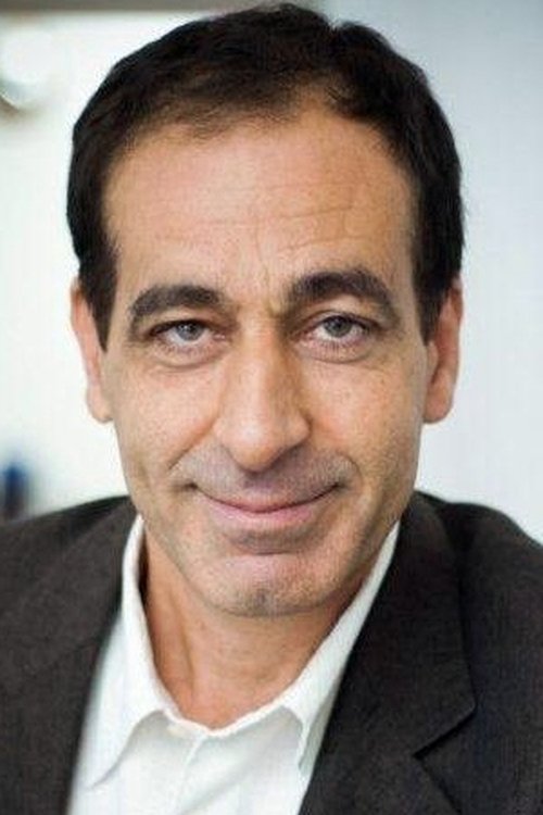 Jean-Chrétien Sibertin-Blanc as The Passenger