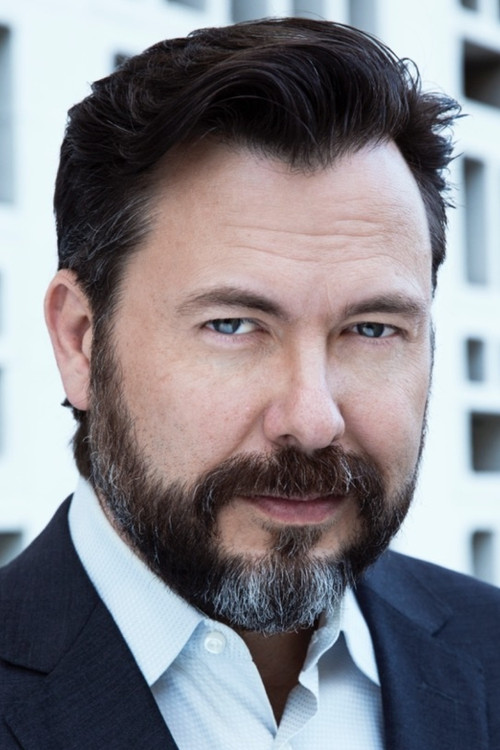 Kelton Jones as Daniel Veil