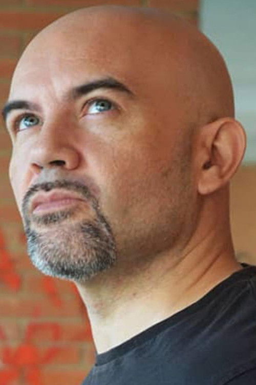 Rubén Dos Santos as Preso 1 (voz)