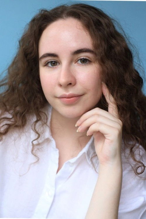 Rosalie Jansen as Eva