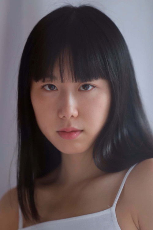 Jiaying Li as Qi