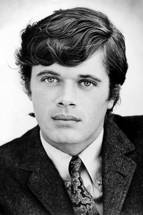 Michael Sarrazin as John David Welles / Peter Bellamy