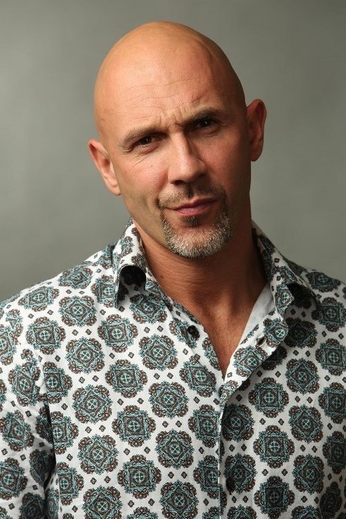 Evgeny Saranchev as Володя