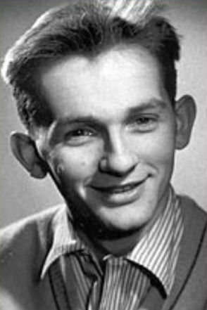 Andrzej Herder as Second Lieutenant Morawski