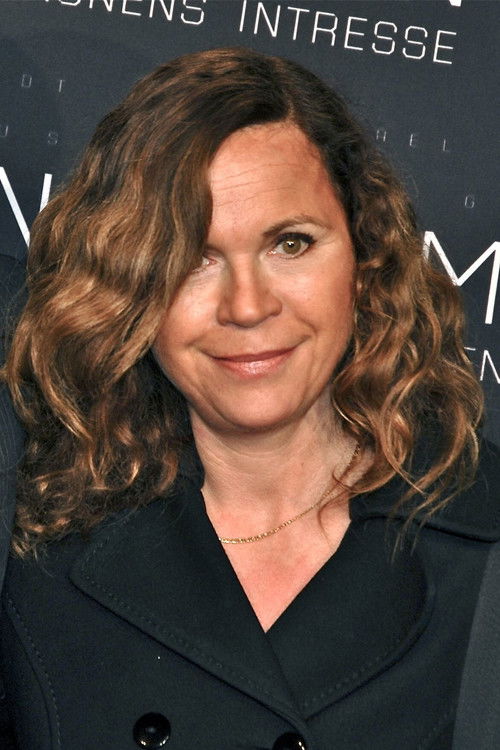 Pernilla Oljelund as The Mother (voice)