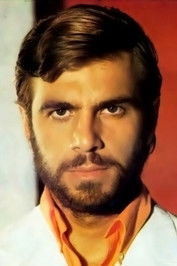 Lakis Komninos as Thanos