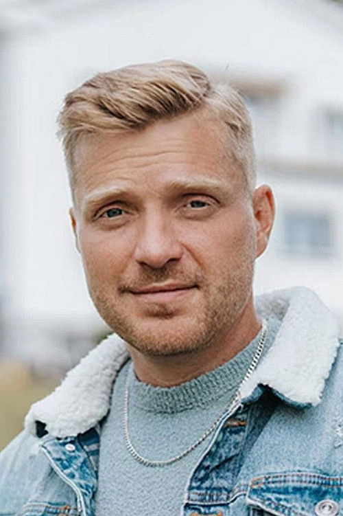 Daniël Zuiddam as Self - Hotel owner of Hotel Kapitán in Czech Republic (Seč)