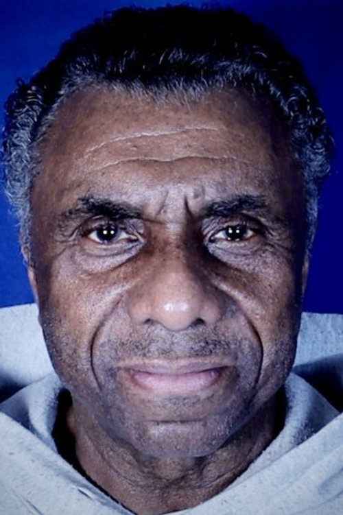 Tedroy Newell as Avel