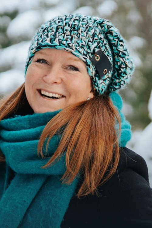 Elsje Barendregt as Self (Lives in Hammarstrand, Sweden)