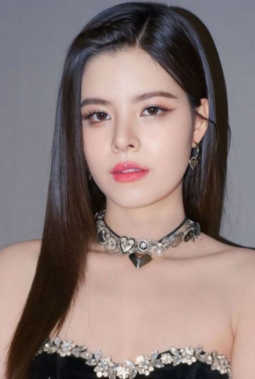 Kanyaphat Na Nakhon as Kee