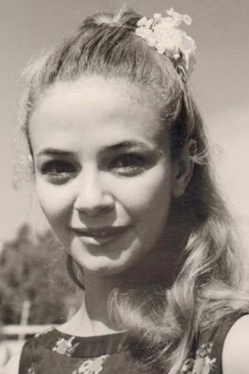 Laura Efrikian as Lucia