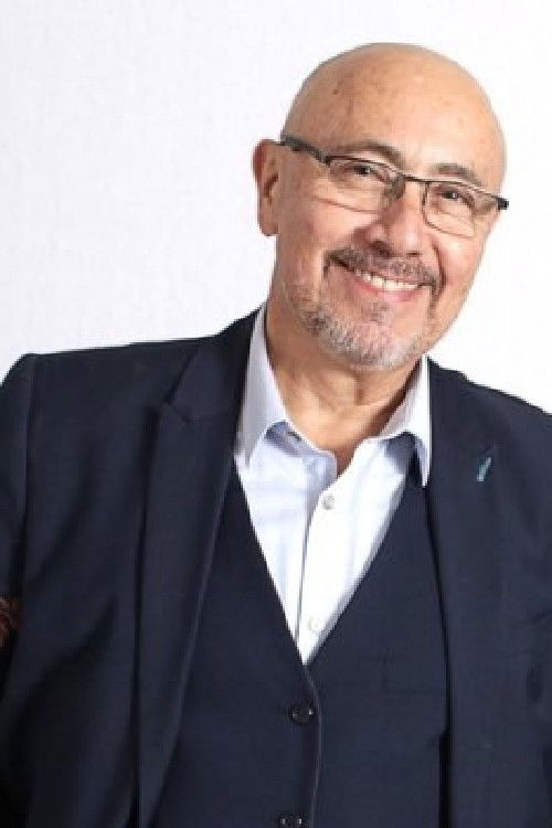 Fernando Arau as Jose Consuelo Gómez / Messenger