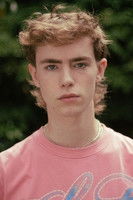 Victor Mermaz as Melvin