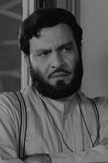 Shailen Mukherjee as Bhupati Dutta