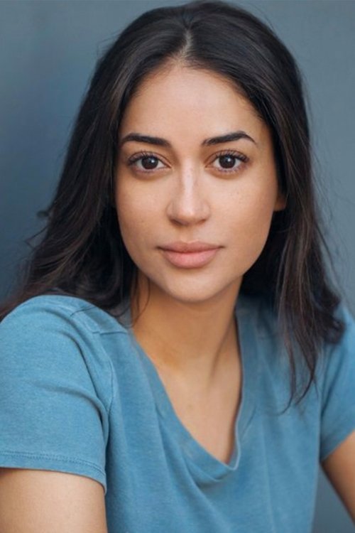 Julia Oberlinkels as 