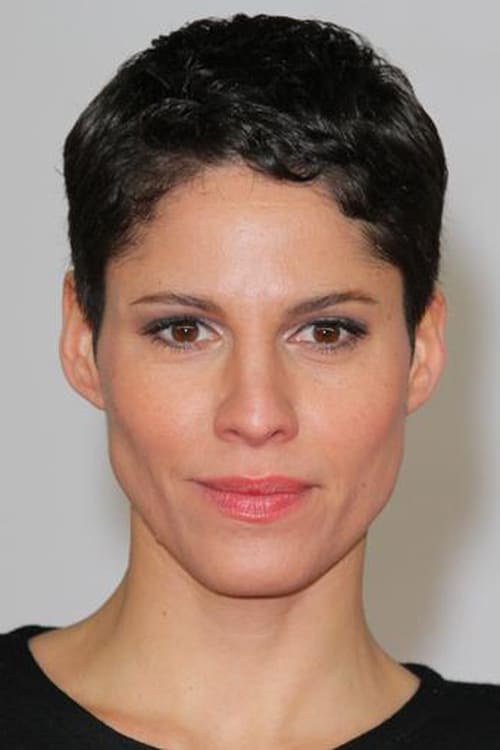 Jasmin Gerat as Sabine Grabowski