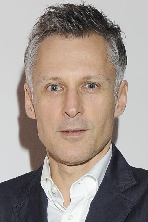 Robert Kozyra as Ludwik Fischer