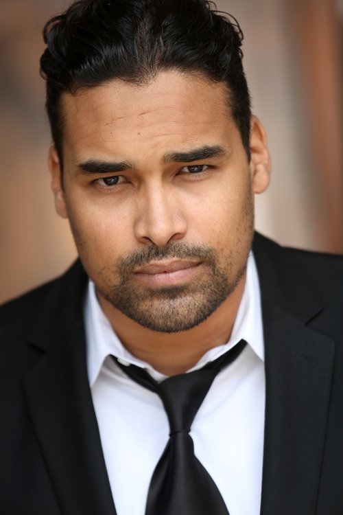 Reinaldo Faberlle as Manuel