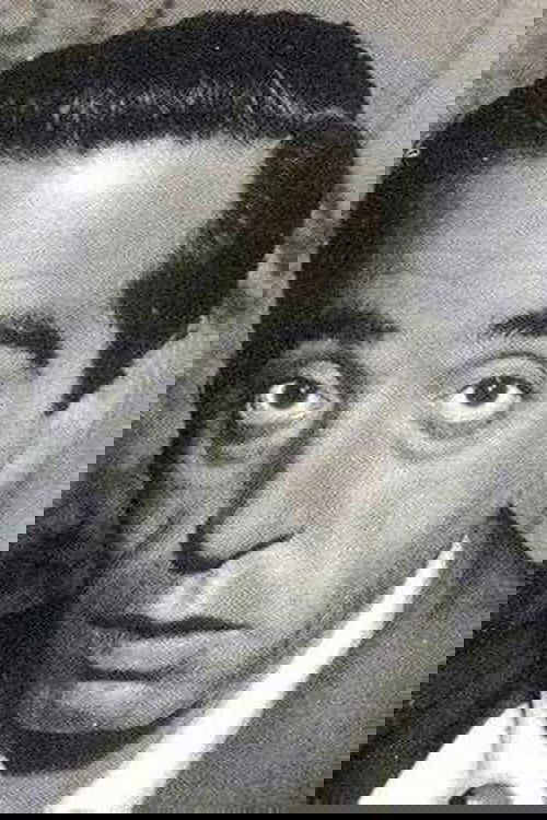 Alberto Sorrentino as Pasquale