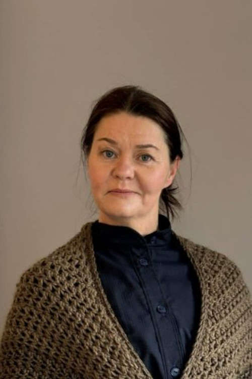 Tammy Heath as Mrs. Hawthorne