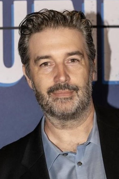 Jason Konopisos-Alvarez as Shockwave / Guard 2 (voice)