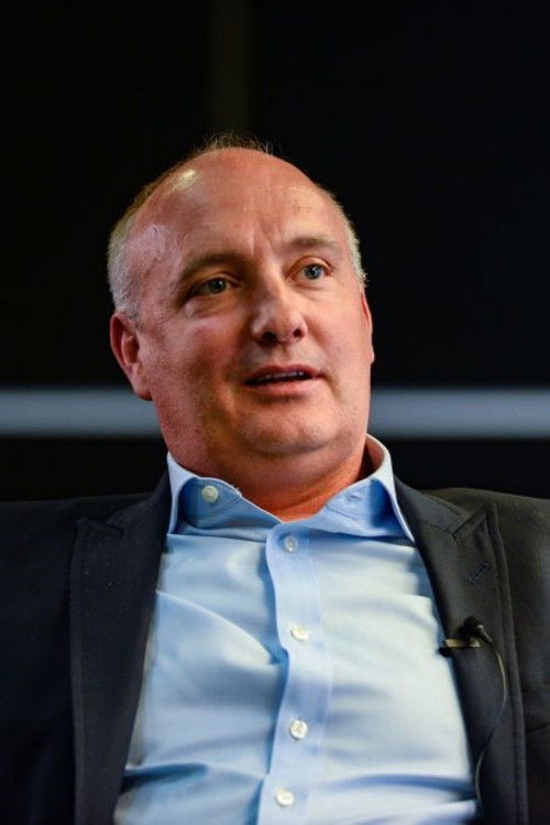 Darren Eales as Self