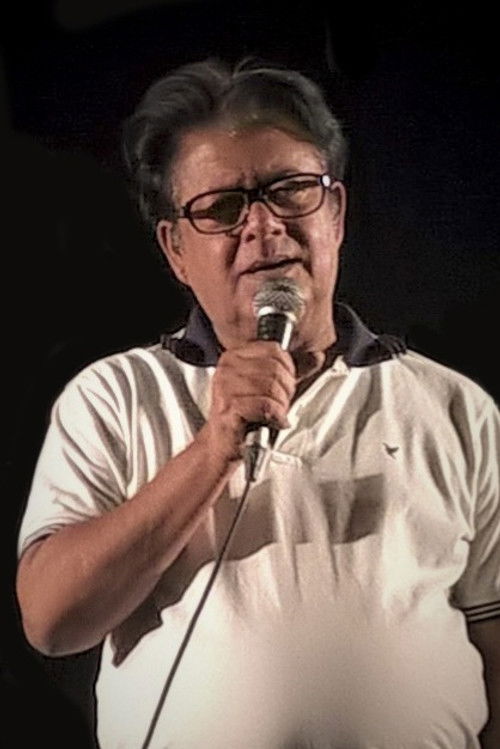 Mamunur Rashid as Naved Khan