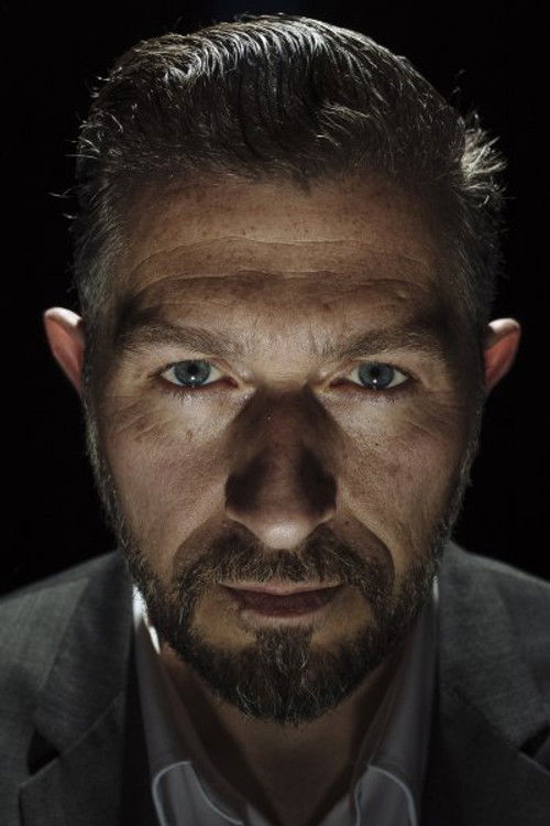 David Garmark as Johnny