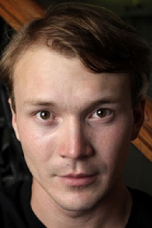 Evgeny Lyadov as Roma