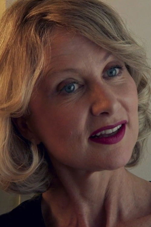 Nani Rodríguez as Mother