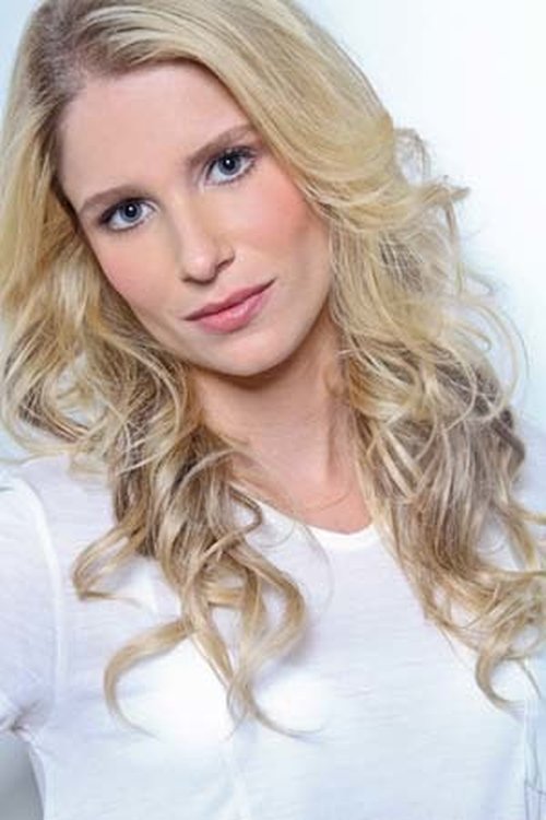 Júlia Lund as Repórter do tempo