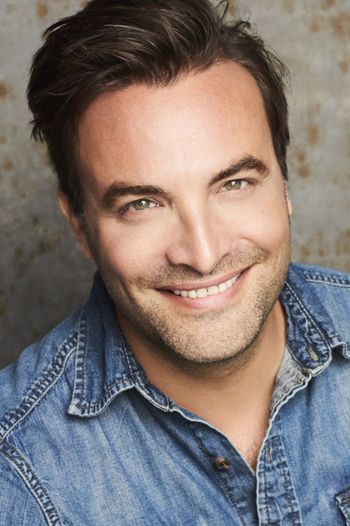 Michael Rubenstone as Patron du bar