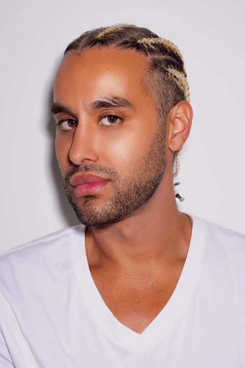 Hamid Antonio Castro as Psych